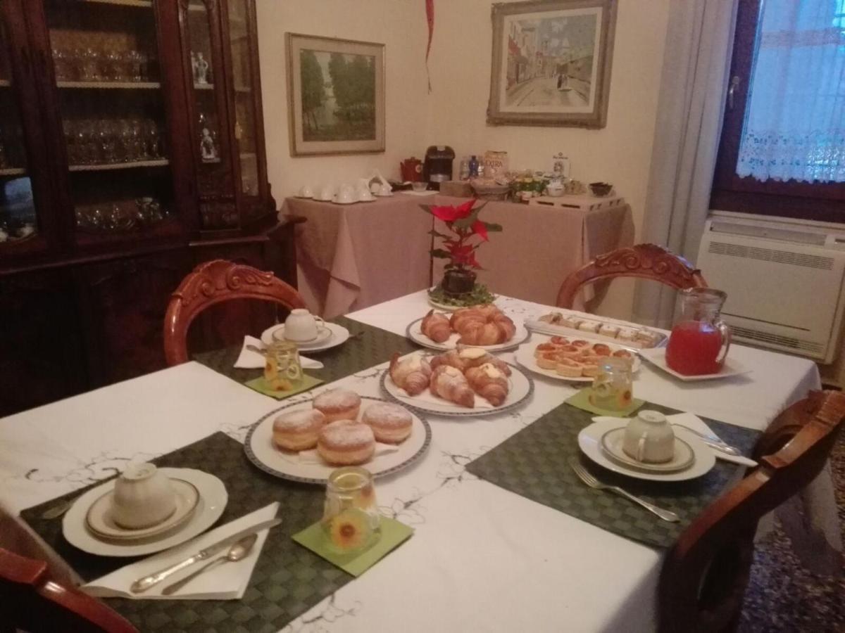 B&B Casa Manuela Мантуя Екстер'єр фото