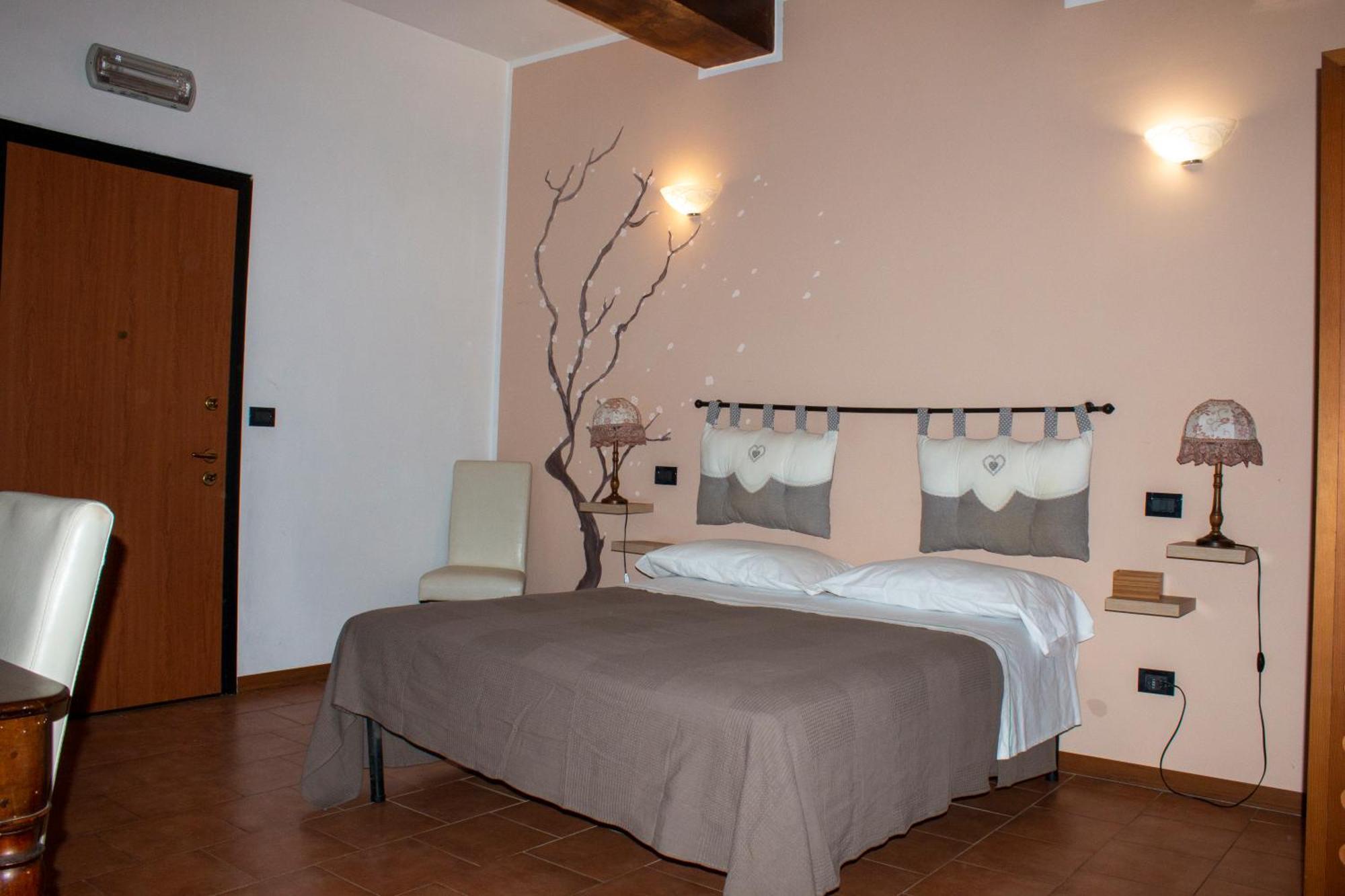 B&B Casa Manuela Мантуя Екстер'єр фото